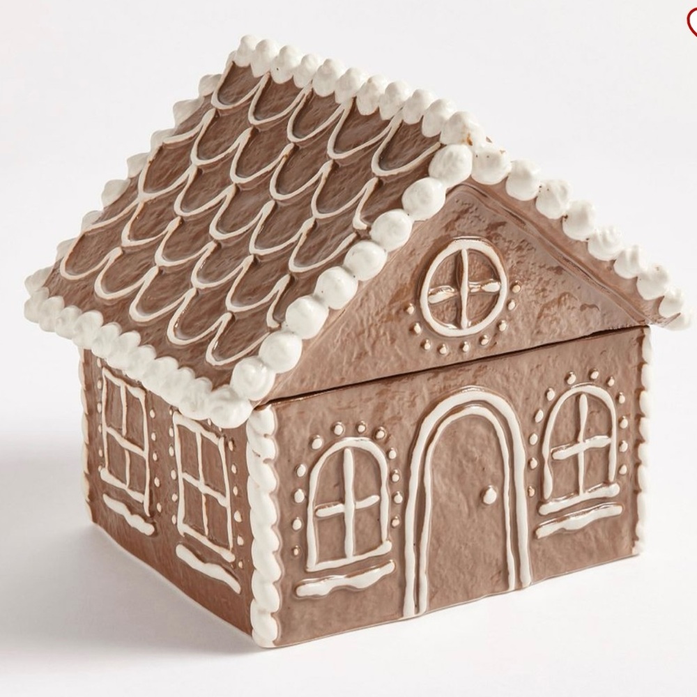 Pottery Barn Gingerbread House Cookie Jar NWT